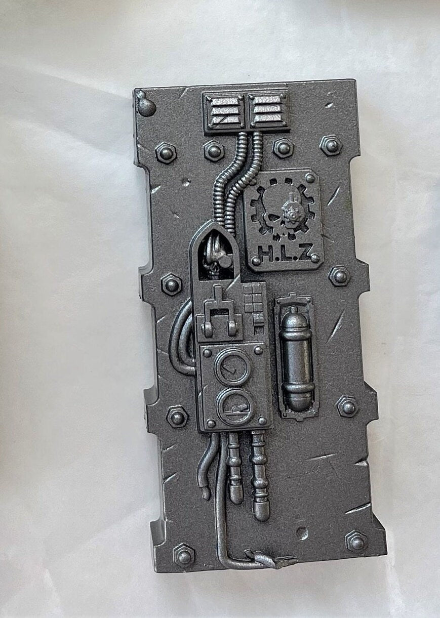 Crashed Spaceship walls and pillars scenery for wargaming