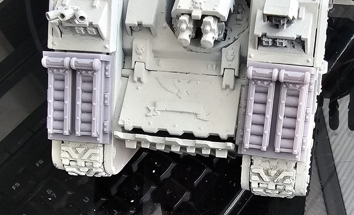 landraider Frag Launchers/track covers