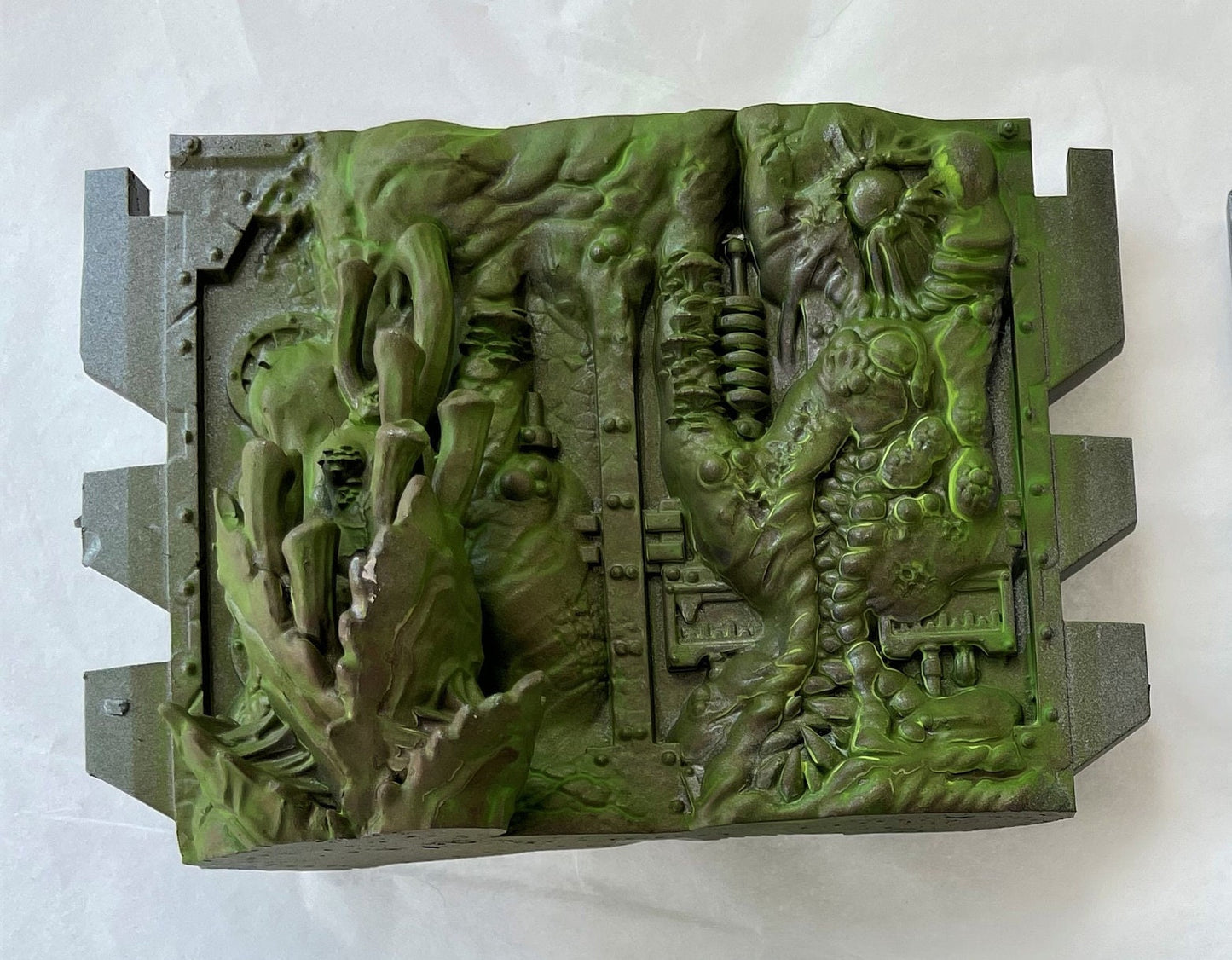 Crashed Spaceship walls and pillars scenery for wargaming