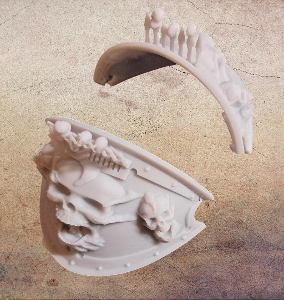 Knight Skull shoulder pad.