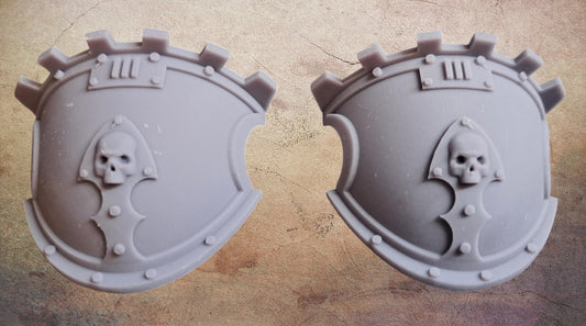 Chaotic knight shoulder pads.